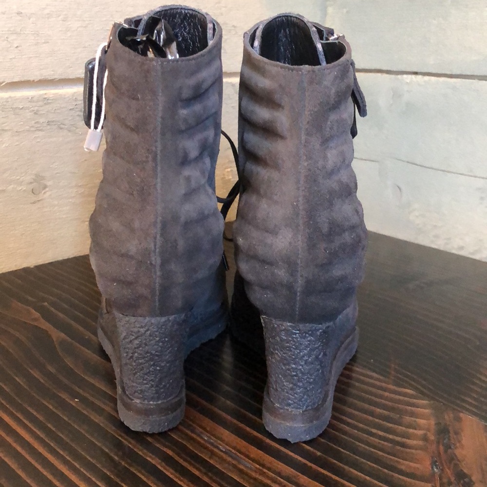 Made in Italy Vic Wedge Leather Sneakers - Picture 7 of 14